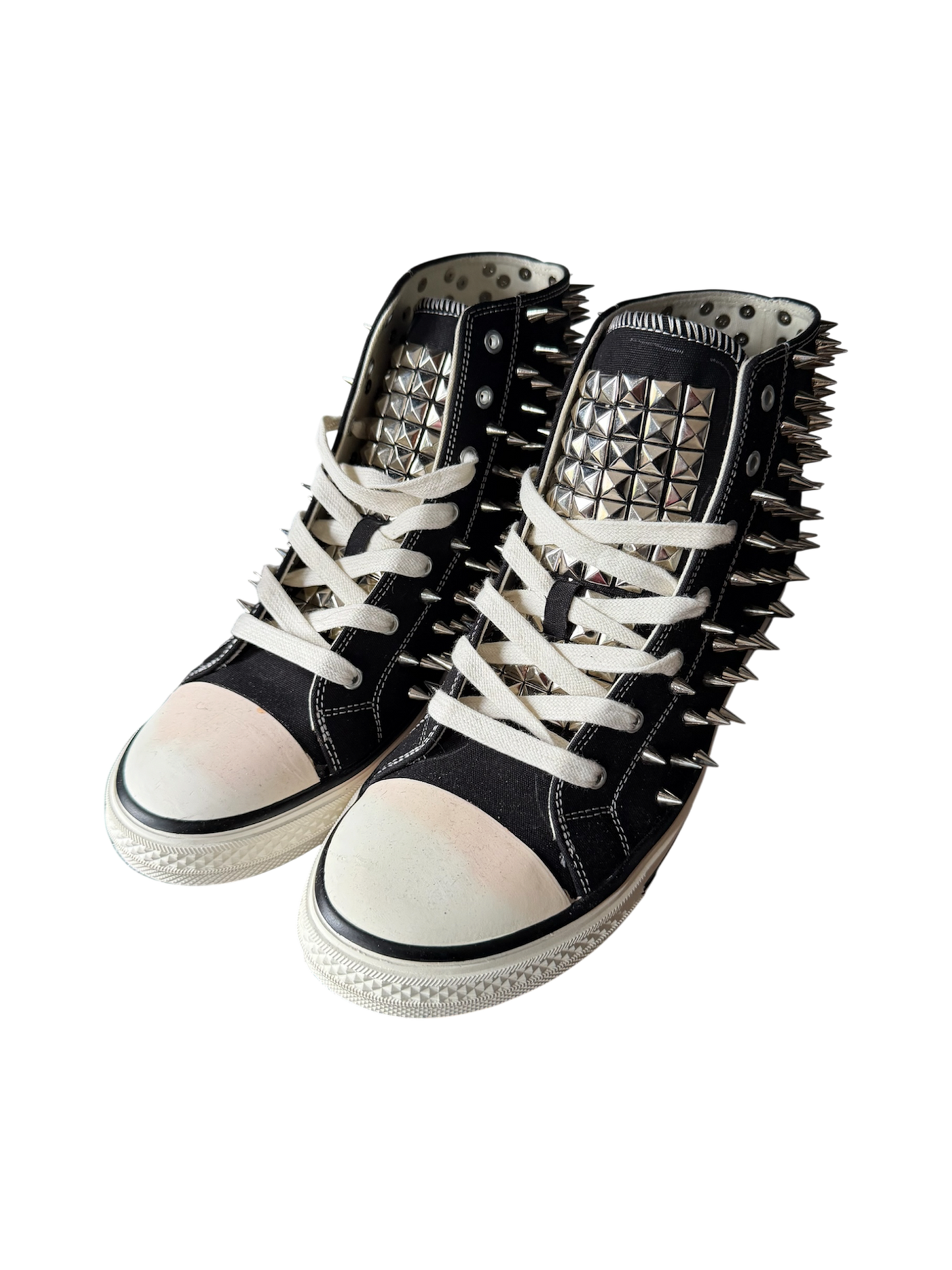 SPIKED HIGH CHUCKS (WHITE/BLACK)