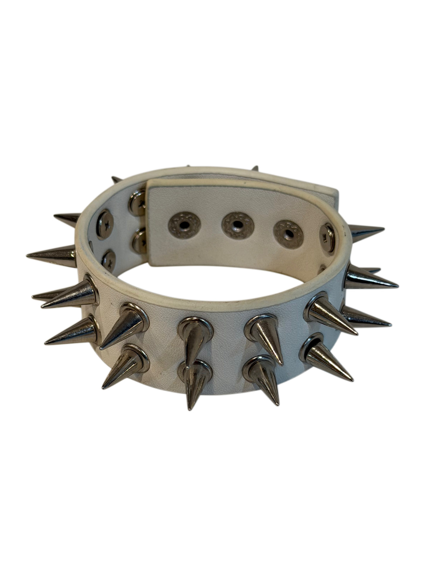 LEATHER SPIKED GROMMET BRACELET (WHITE)
